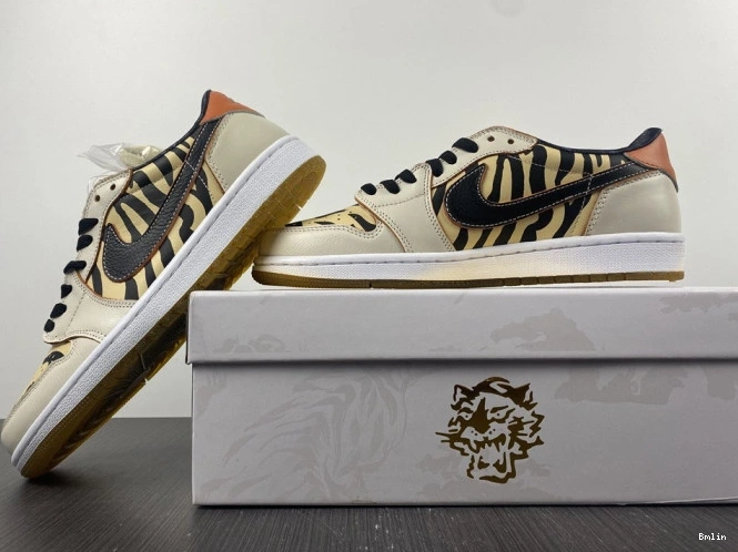 Bmlin Shoes OG Year the Tiger Jordan Low 1 of Air DH6932-100 0811